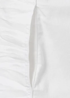 Farbige Jeansjacke mit modischem Crash-Effekt