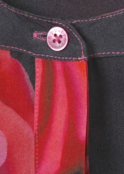 Feminine Langarmbluse mit Allovermuster