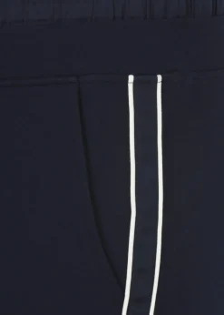 Hose im Modern Jogg Pants Style Straight Fit