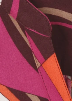 Modische Langarmbluse mit Alloverdruck