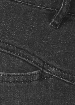 Modische Schlupfjeans mit Ziernähten